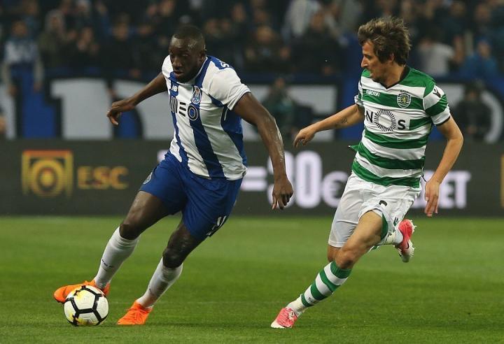 社区盾倒计时；波尔图关键战回应争议；细节引发关注；赛场秩序良好；阵容厚度经受考验的简单介绍